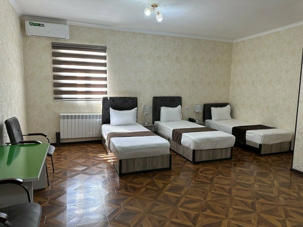 Yantai Hotel