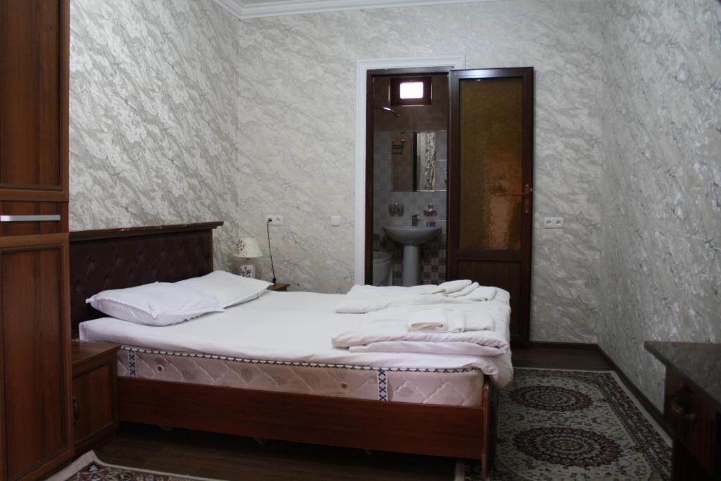 Tilyakori Hotel