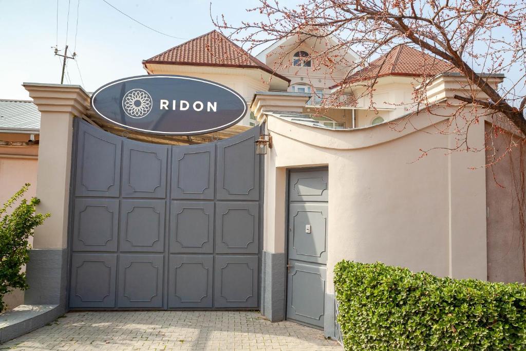 Ridon Lux Hotel