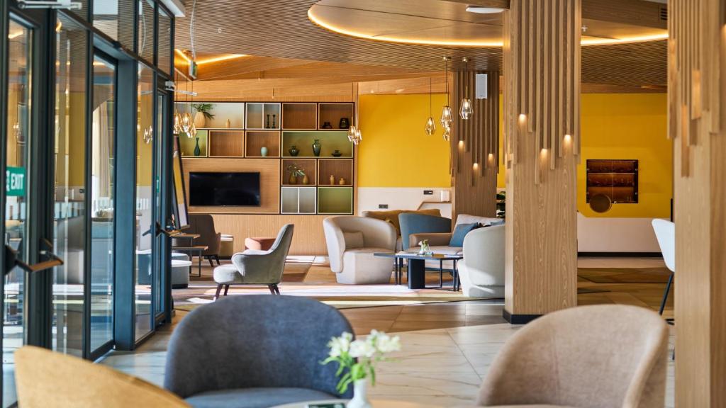 Holiday Inn Tashkent City, an IHG Hotel
