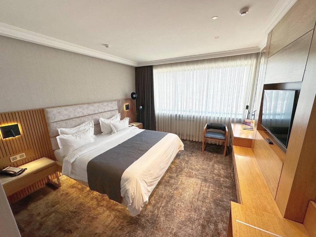 Frankfort Hotel & Spa