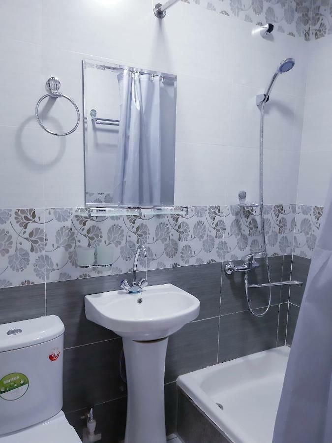 Max Hostel