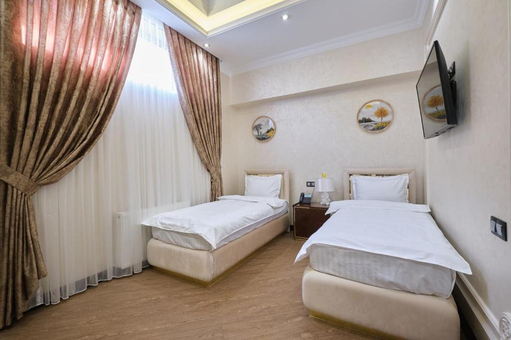 East Star Hotel