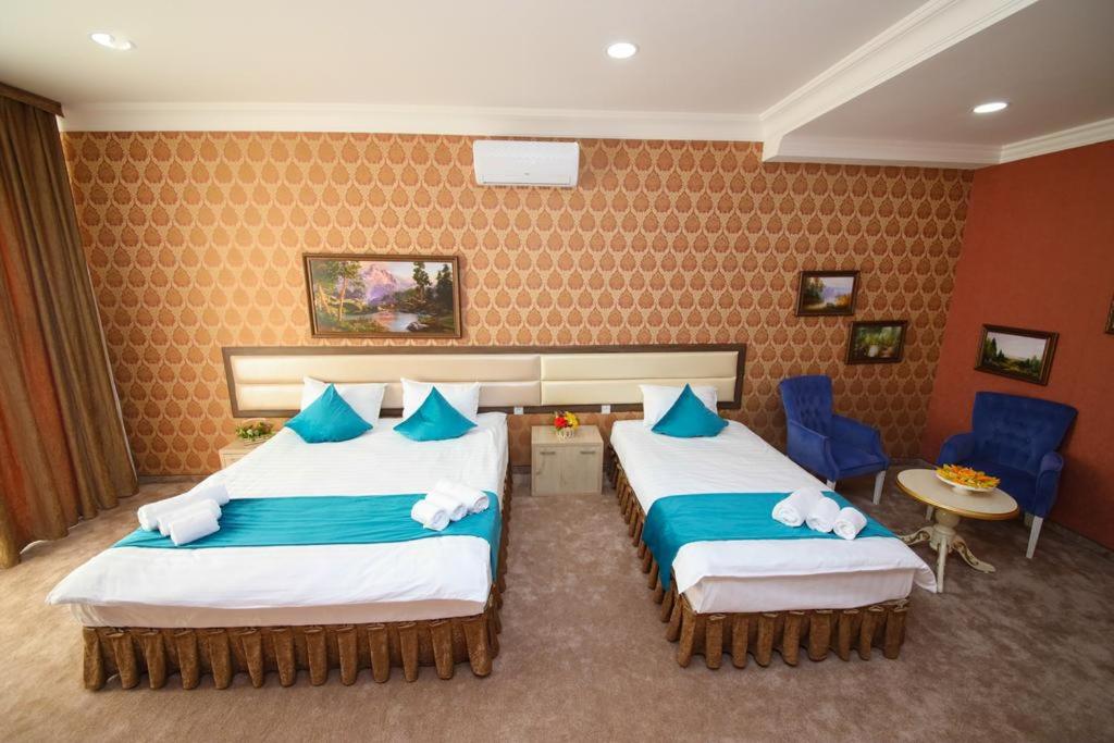 Hotel Globus Avenue