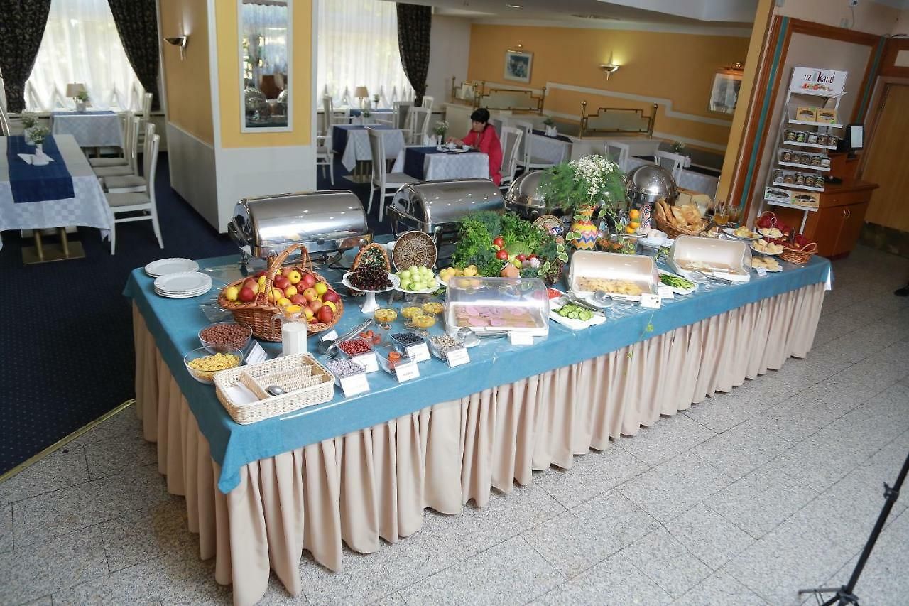 Shodlik Palace Hotel