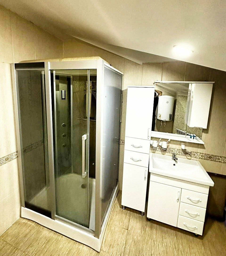 Next Hotel