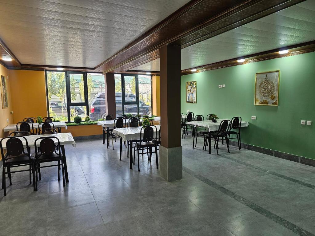 Bahra Hotel