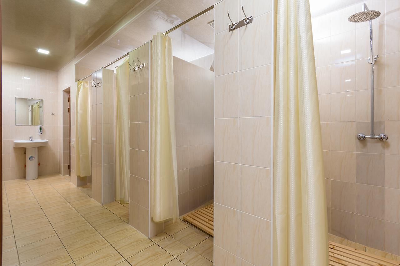 Hostel Makon