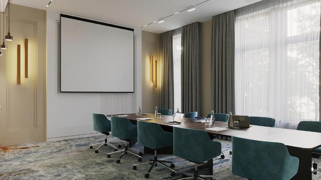 Hotel Crowne Plaza Tashkent, an IHG Hotel
