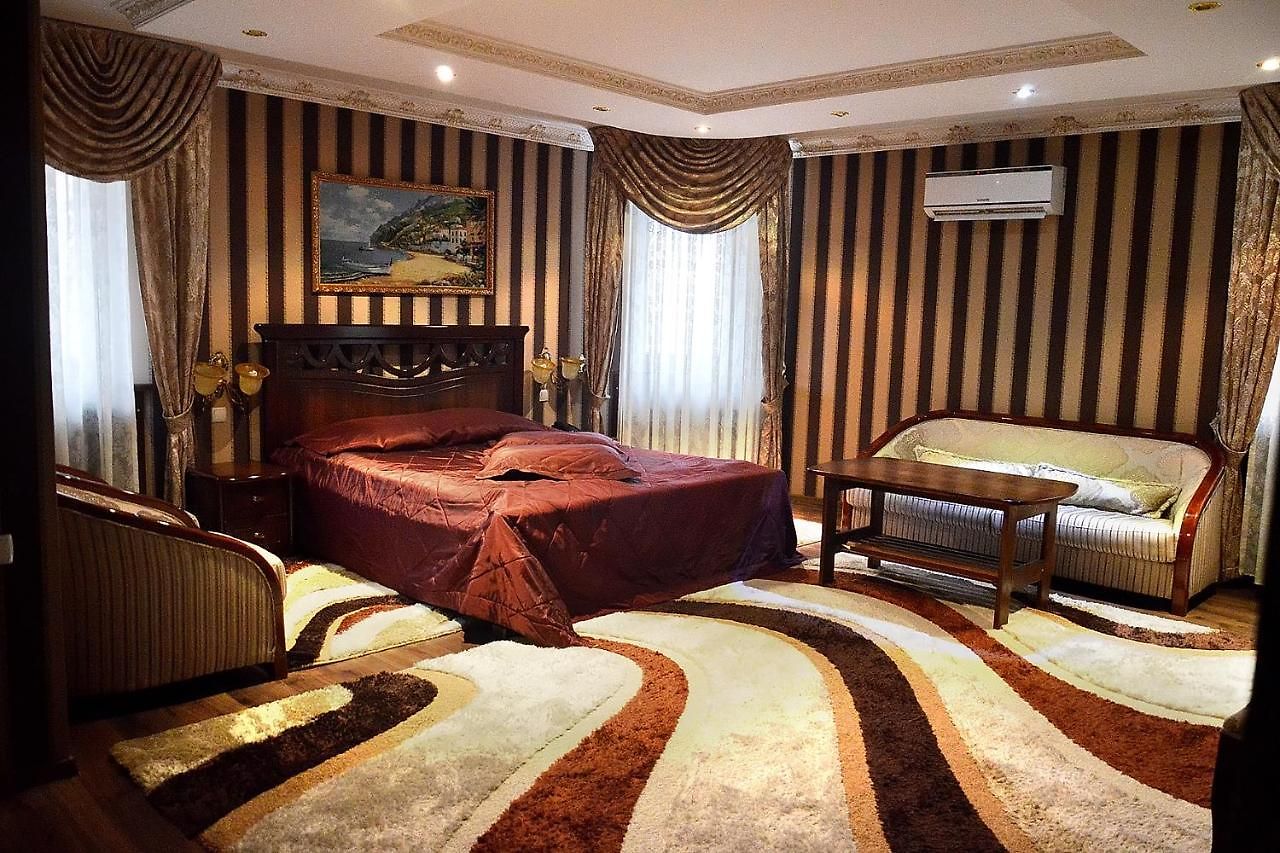 Papillon Hotel