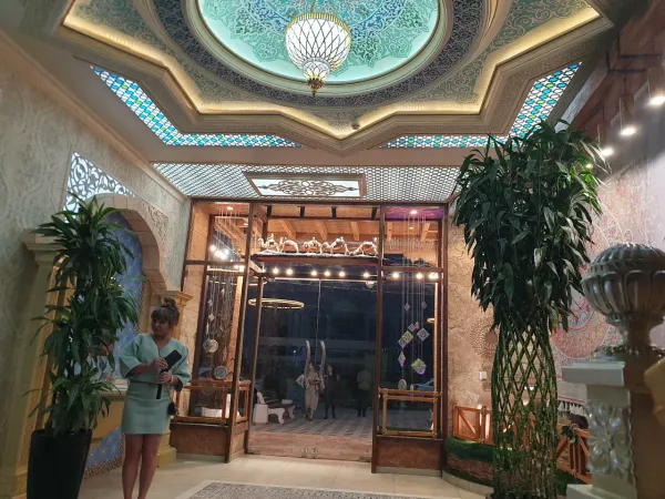 XonSaroy Restarani