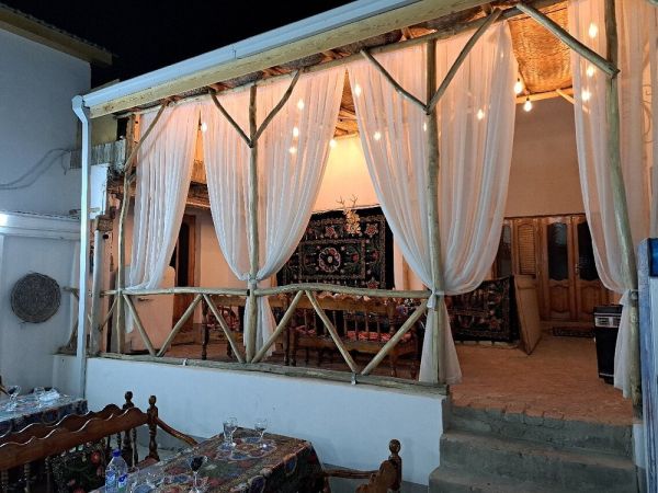 Laziz House