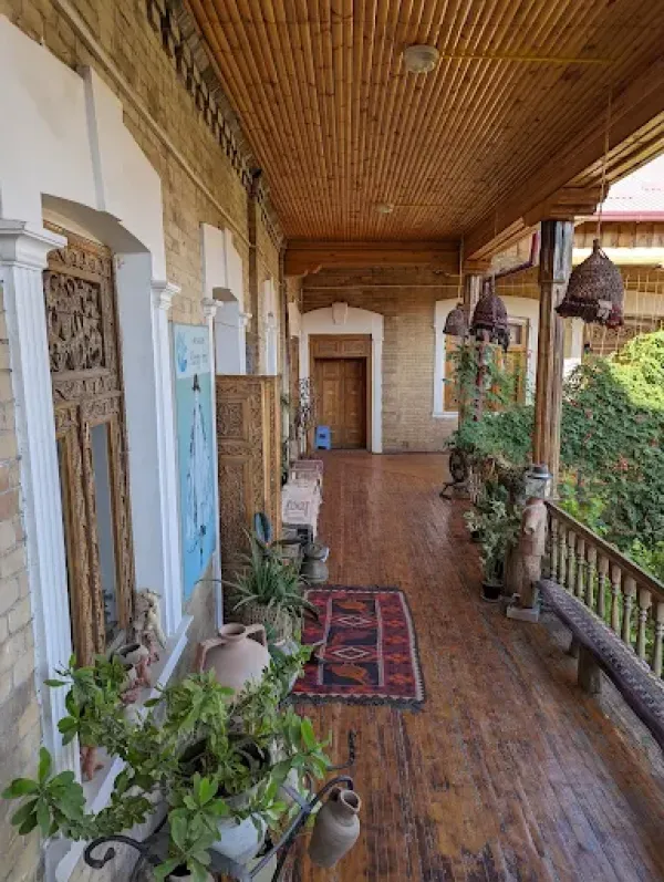 Арт-галерея «Счастливая птица»