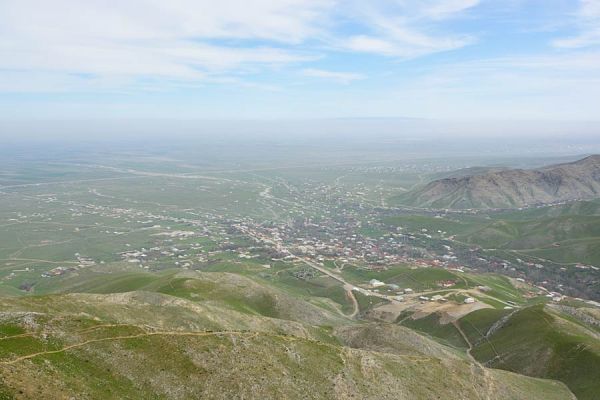 1303 ступени к пещере Хазрата Дауда