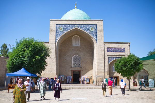 Mедресе Баракхан