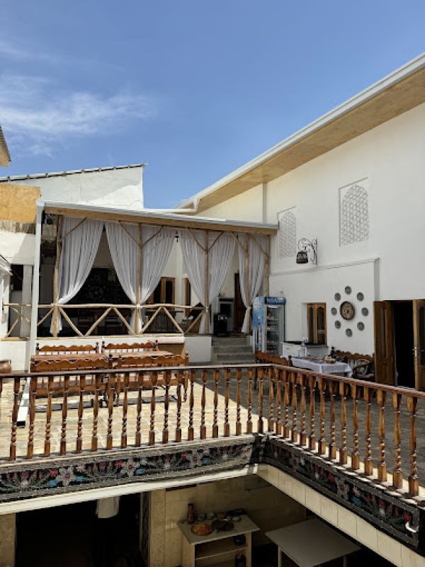 Laziz House