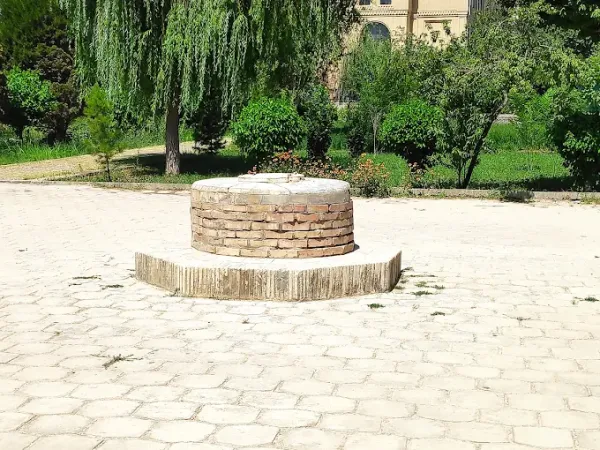 Мавзолей Сайф ад-Дин Бохарзи