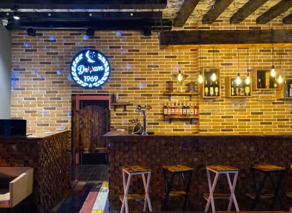 Dream Bar