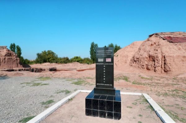 Andijon shahridagi qadimiy Ershi shaharchasi