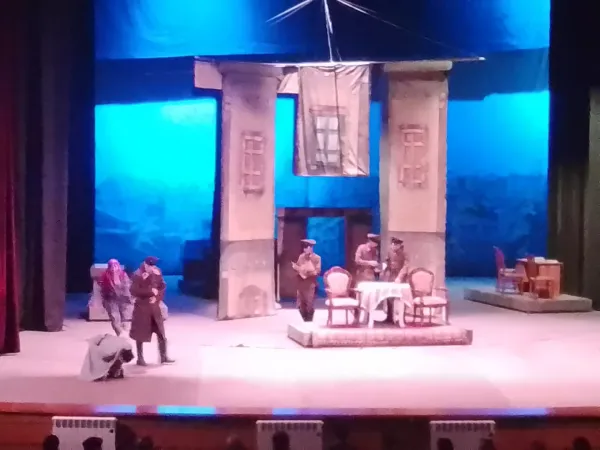 Бухарский музыкально-драматический театр