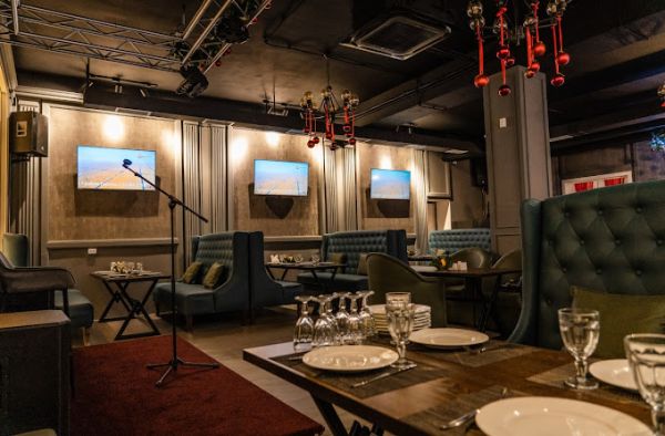 Rezident Bar