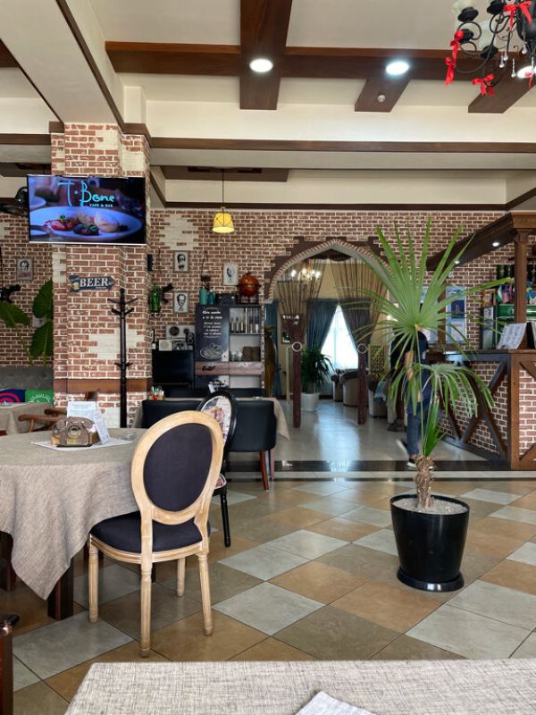 T•Bone Cafe&Bar