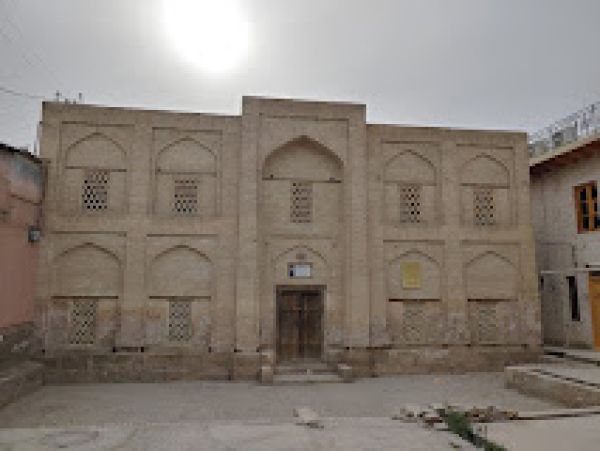 Медресе Истеза