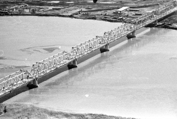 Friendship Bridge