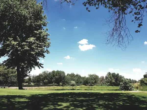 湖上高尔夫俱乐部