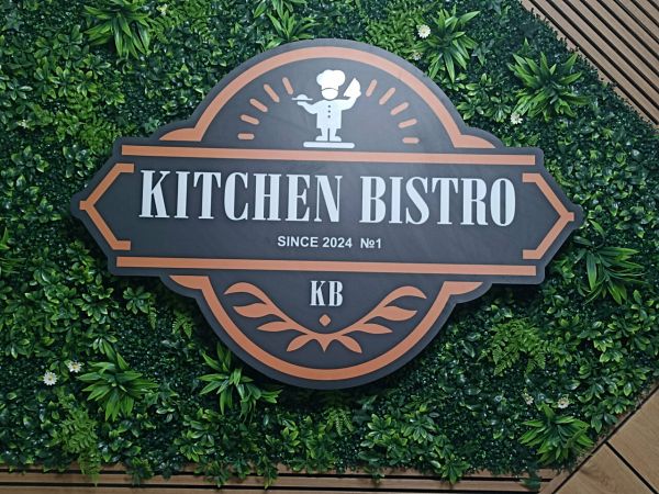 Kitchen Bistro