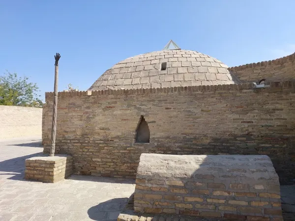 Зиндан (тюрьма-темница)