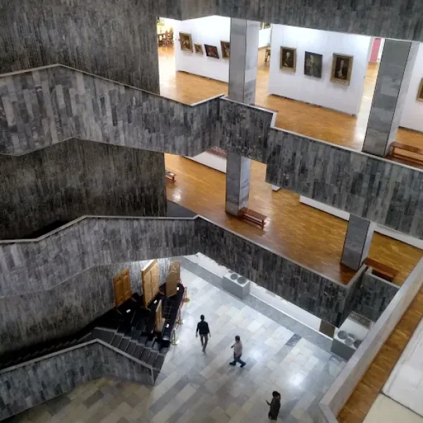 Музей искусств Узбекистана