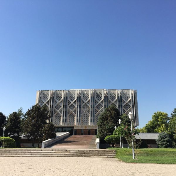 Государственный музей истории Узбекистана