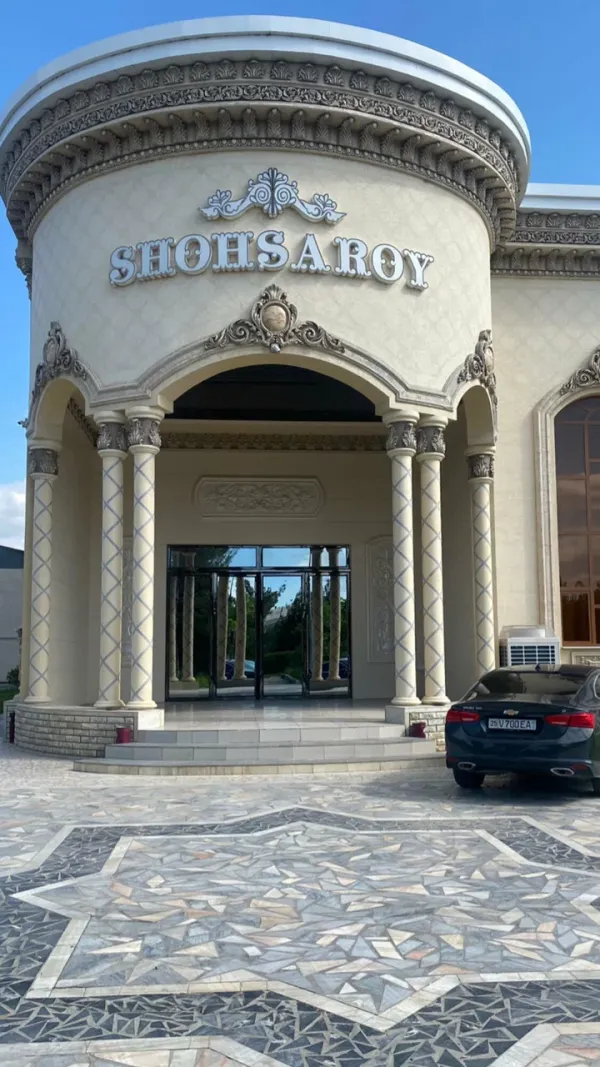 Shoxsaroy Bar
