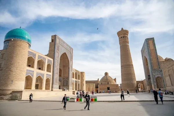 Минарет Калян