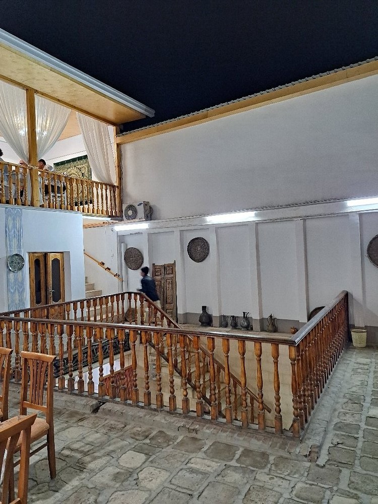 Laziz House
