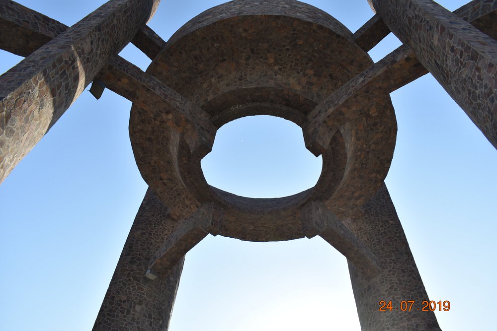 Парковый комплекс «Авесто»