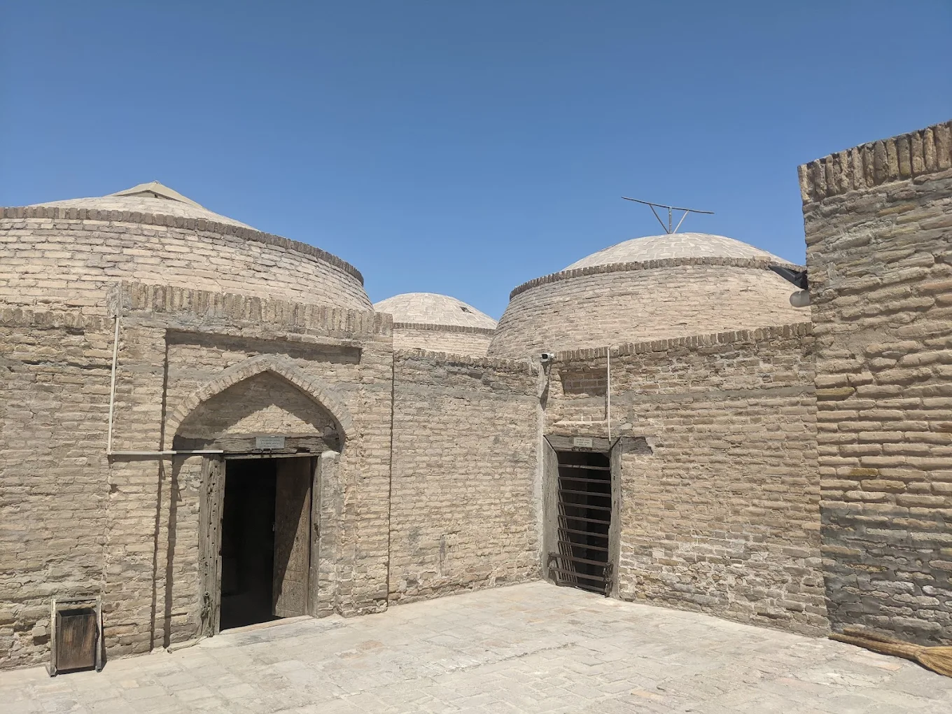 Зиндан (тюрьма-темница)