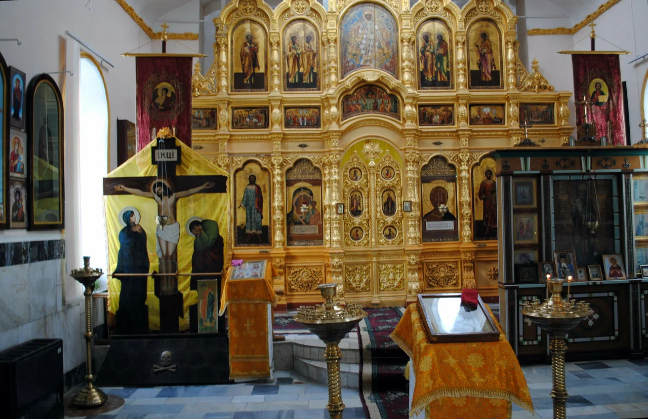 Храм Святителя Николая Чудотворца, архиепископа Мир Ликийских