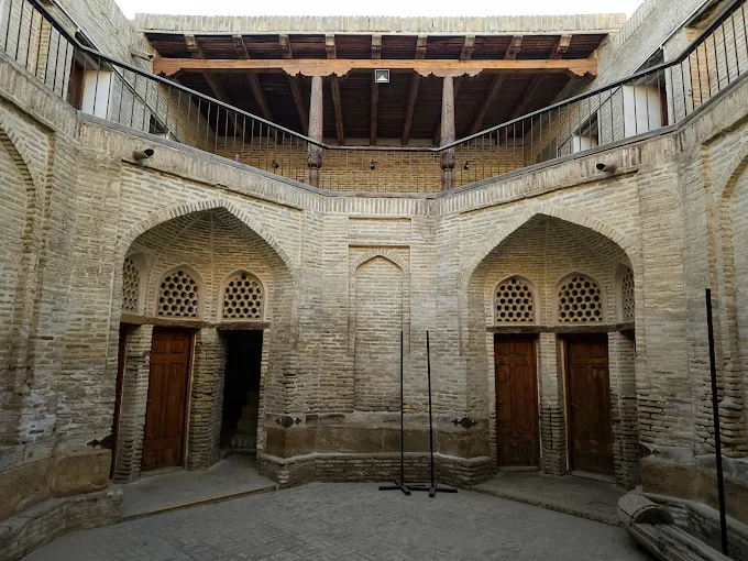 Медресе Истеза