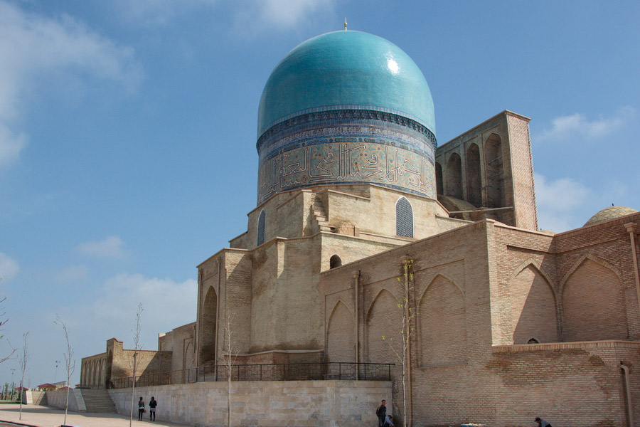 Kok Gumbaz Masjidi