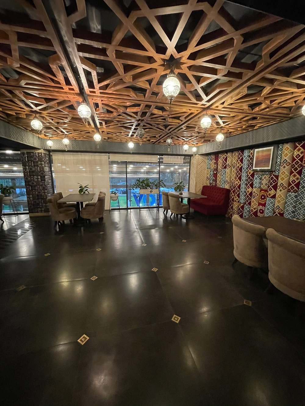 Plov Lounge