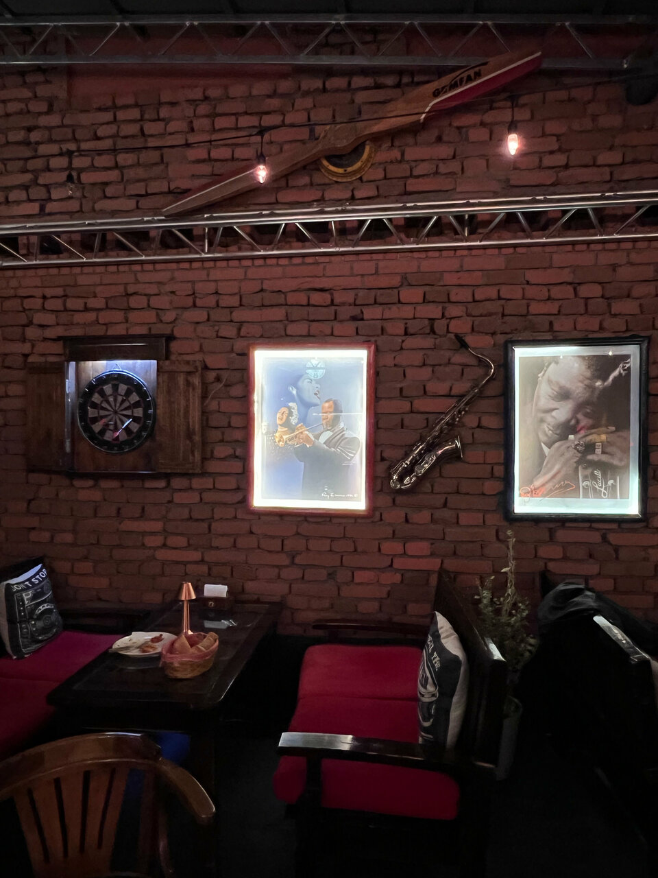 Blues Cafe