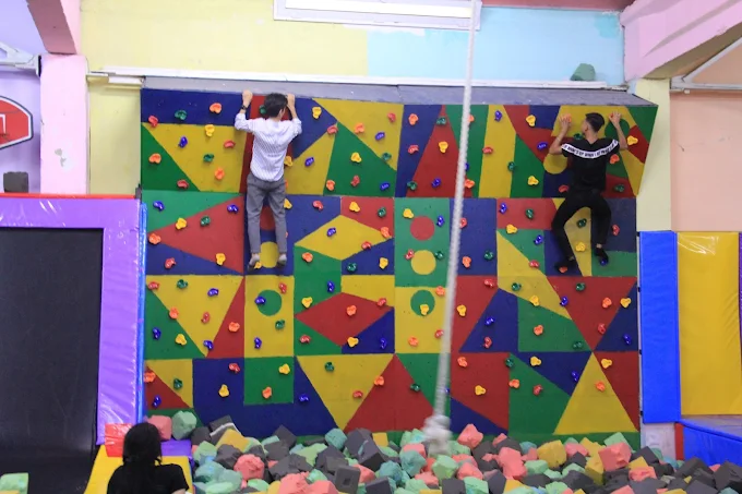 Metagalaxy Trampoline Center