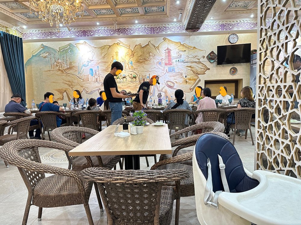 Zahratun Restaurant