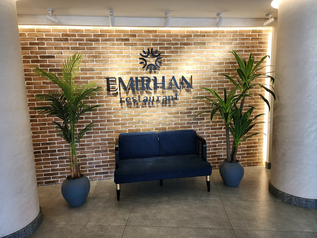 EMIRHAN restaurant