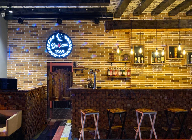 Dream Bar