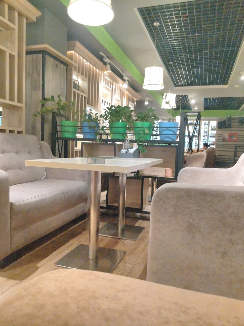 Burger and Lounge