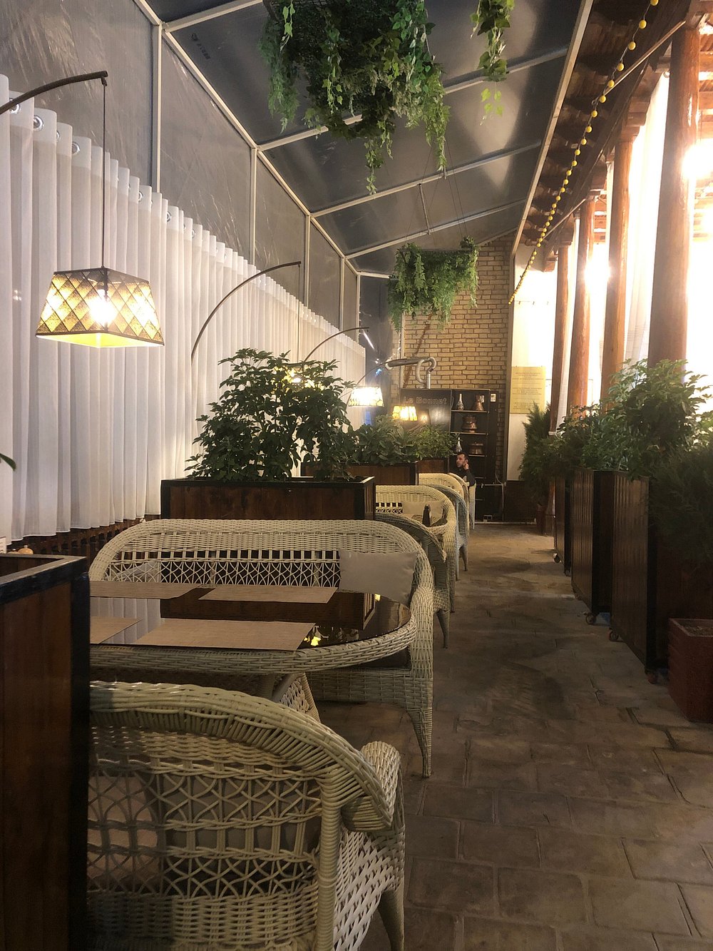 Le Bonnet Terrace