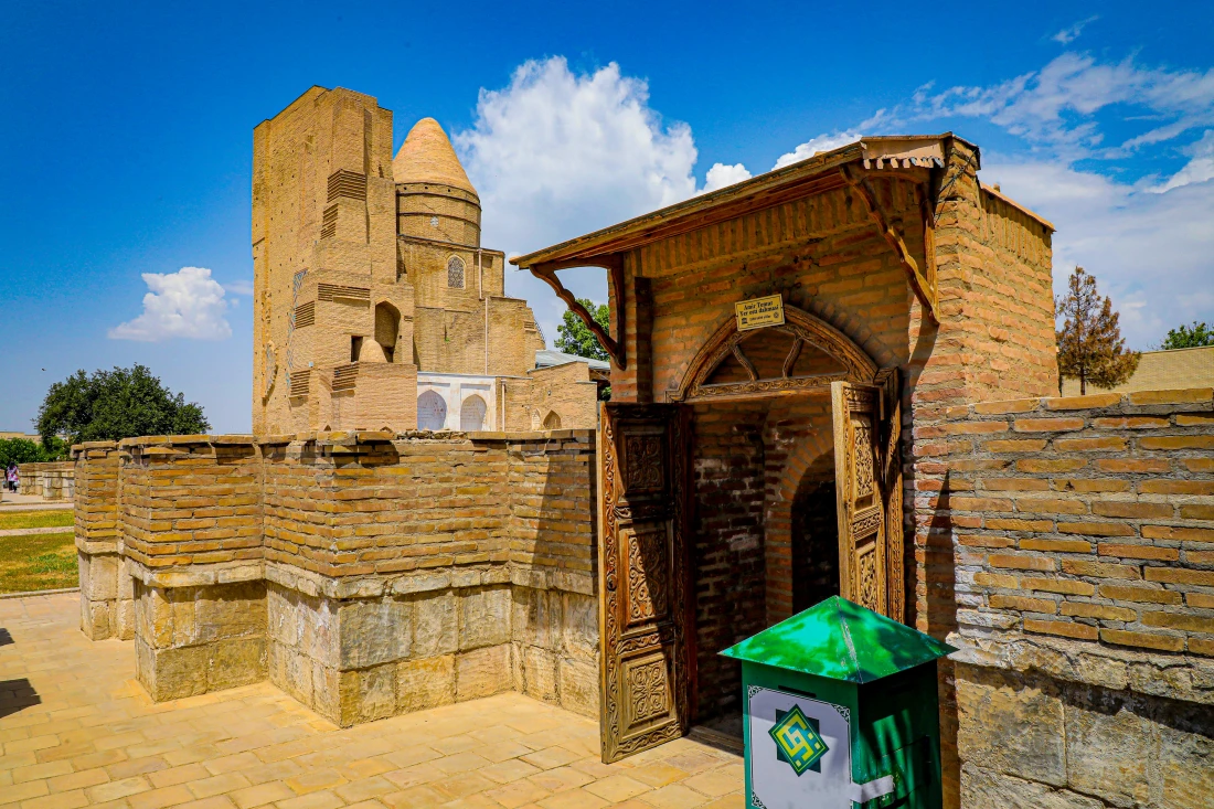 The crypt for Amir Temur